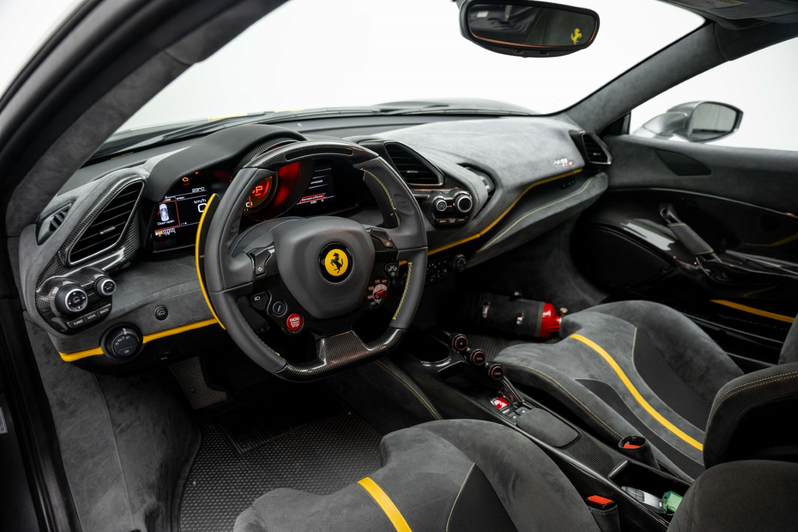 2019 FERRARI 488 PISTA | GCC | DEALER WARRANTY AND SERVICE | FULL CARBON | LOW MILEAGE | STUNNING